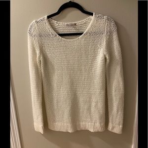 white wide stitch gap sweater